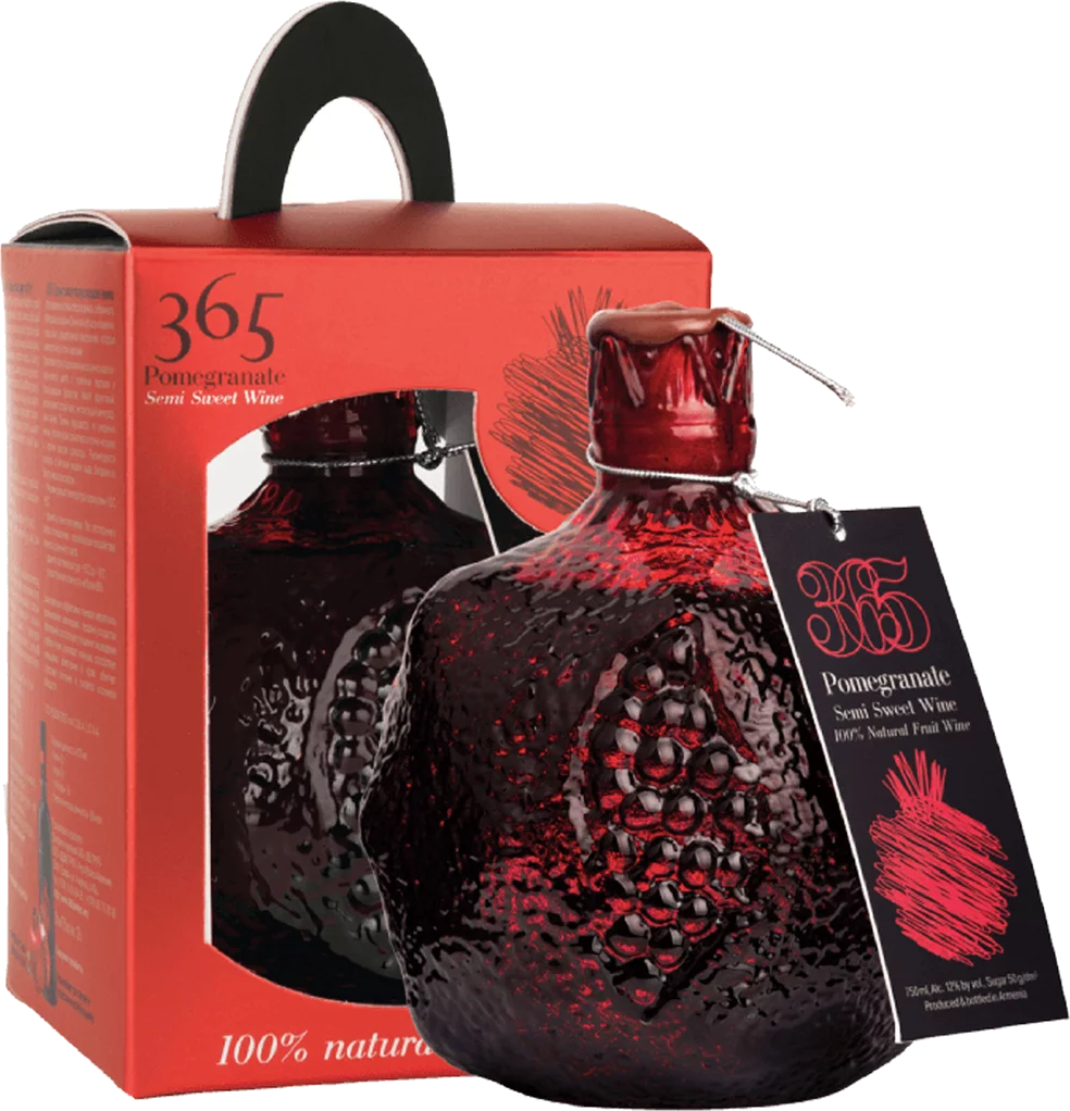  a semi-sweet fruit wine bottle with pomegranate relief, elegantly presented in a bright red package.
